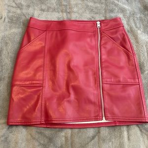 ~red faux leather mini skirt~